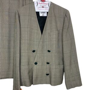 Kasper two piece 14p  suit jacket/skirt gray moss green pleated skirt